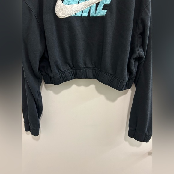 🍁Nike Cropped Cinched Crewneck - Picture 11 of 13